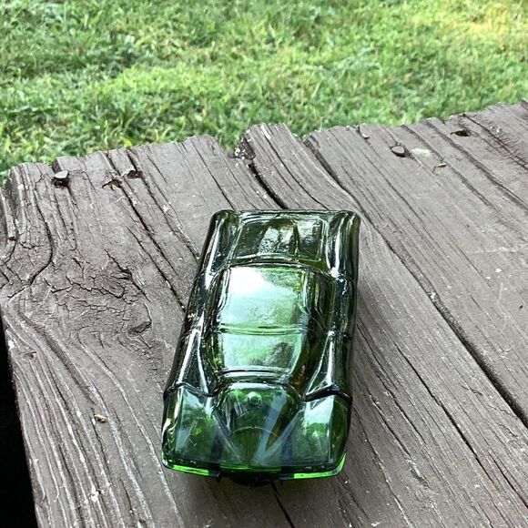 Vintage Avon Green Glass Car Decanter‎ Full 2oz Deep Woods Aftershave 1960s - Picture 3 of 5